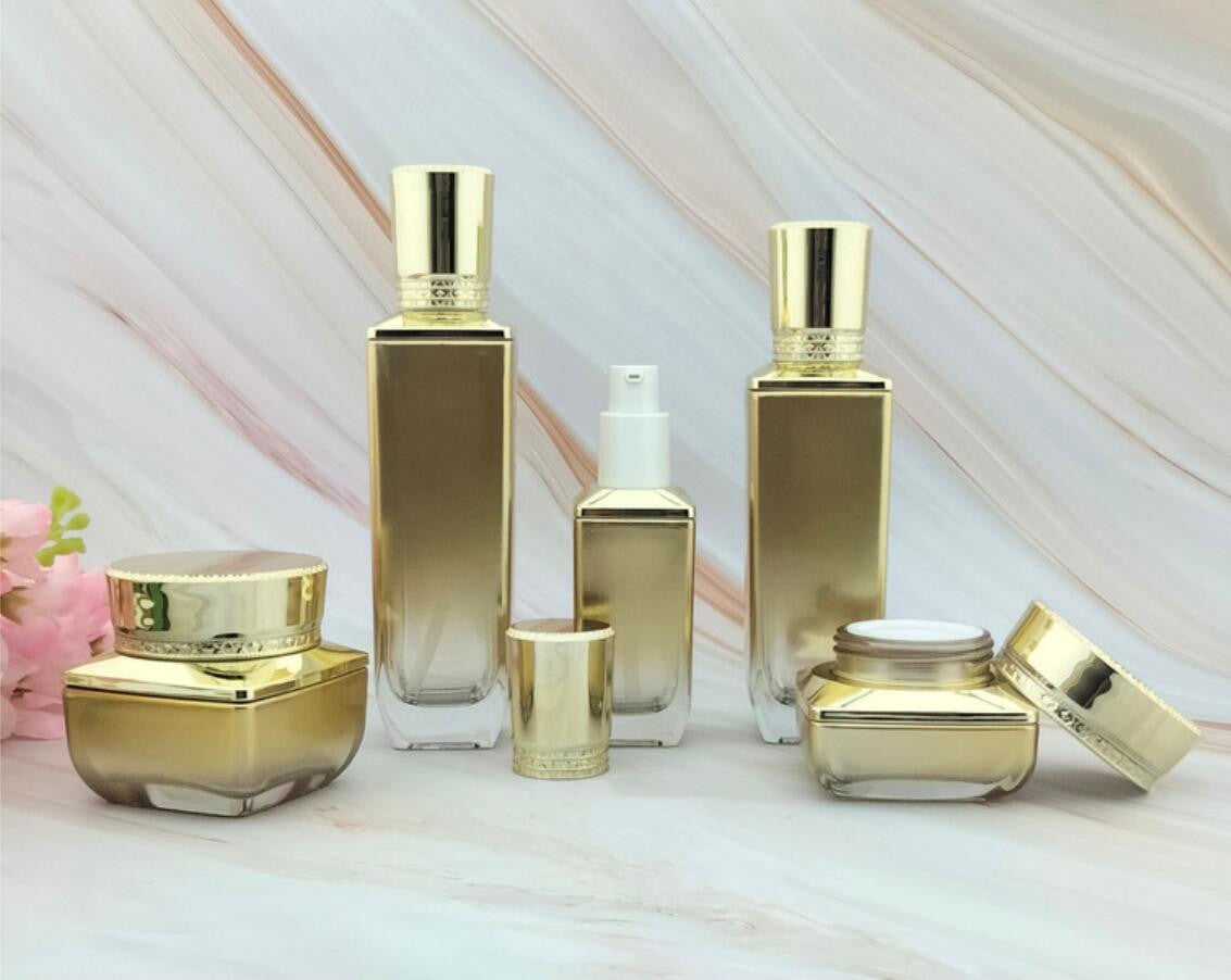 2024 new style fashion luxury gold square cosmetic glass bottle with lotion pump cream jar with gold lid