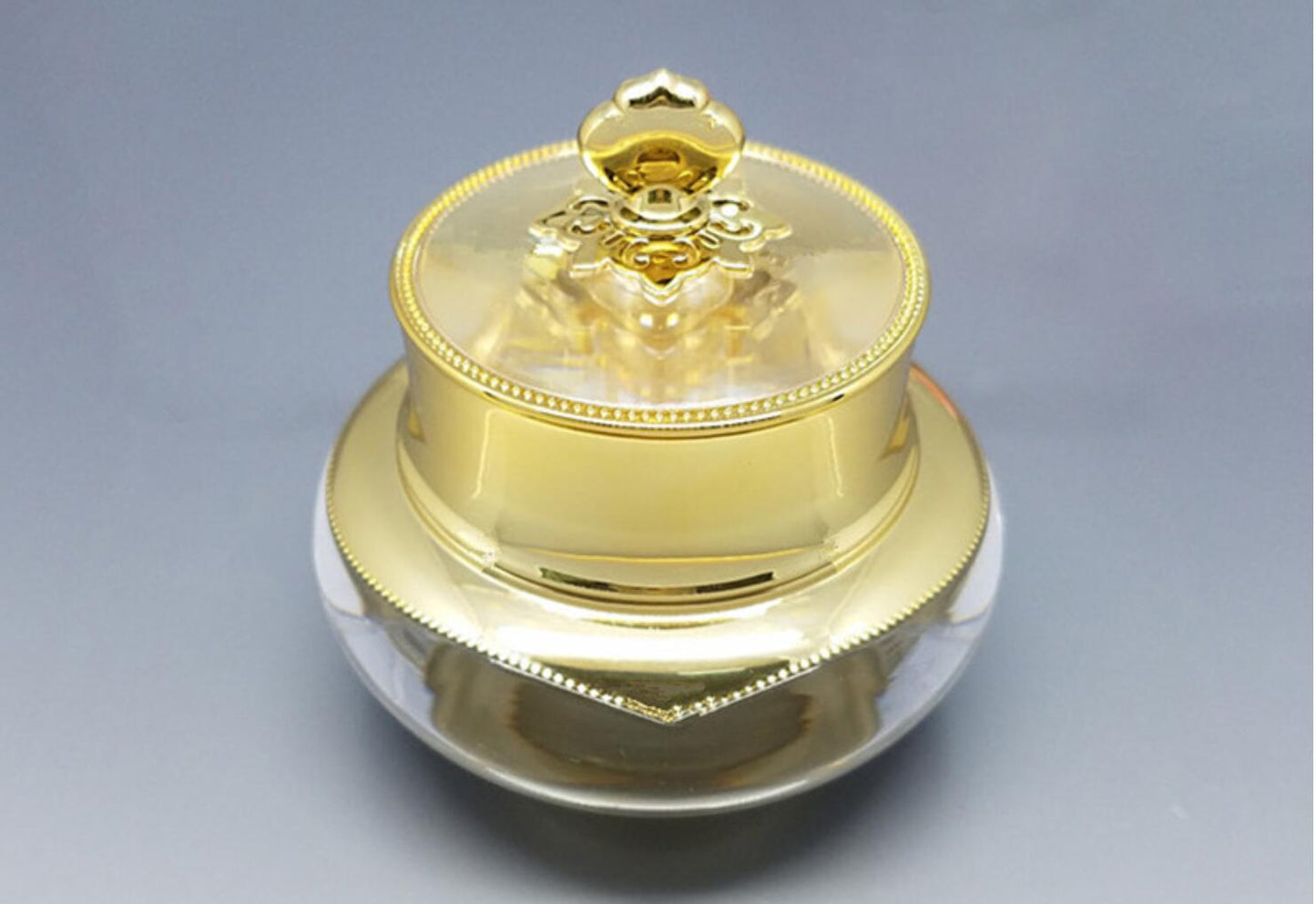 Factory wholesale gold jar with golden lid acrylic plastic empty cream packaging container cosmetic jar