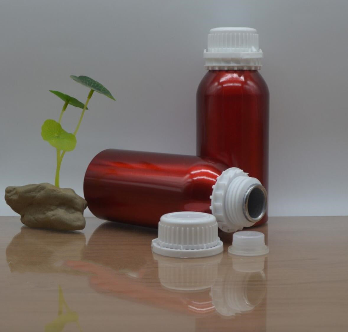 Red aluminum oil bottle  500ml green essential oil bottle aluminum package wholesale