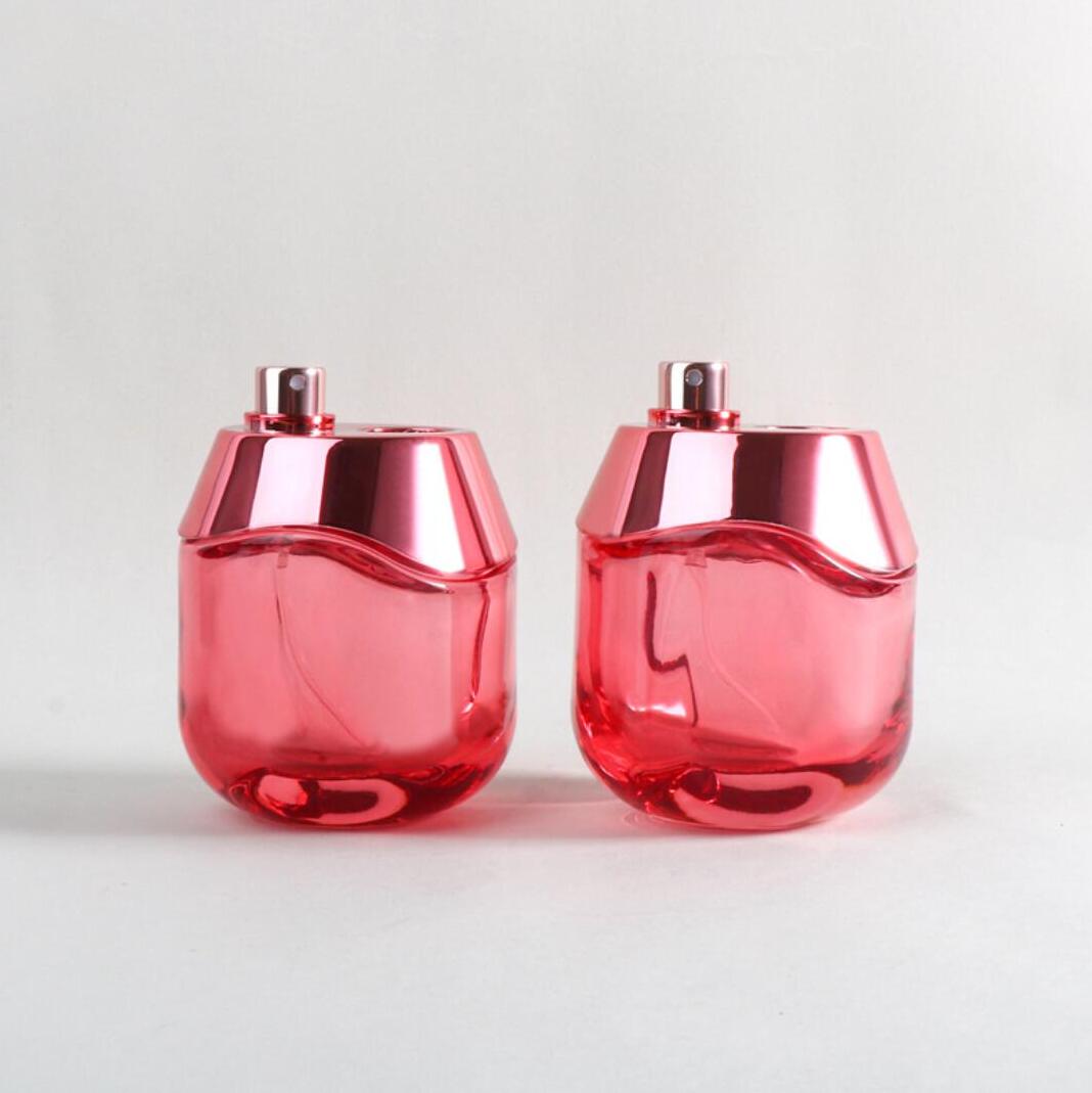 2024 New style One Piece high quality personal care glass perfume bottles with spray pump wholesale